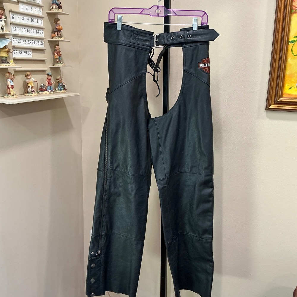 Harley-Davidson Motorcycle Chaps Riding Gear Medium Black Leather 98091-06VW‎